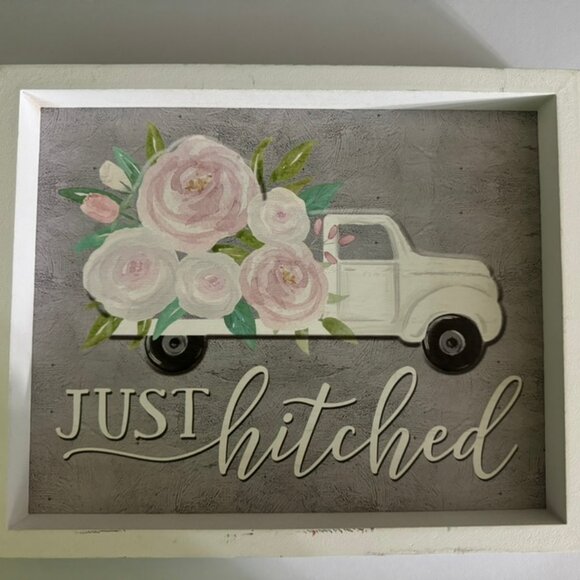 NWT "Just Hitched" Decorative Wooden Framed Sign /Plaque 9"x 11" x 1.5" - Picture 4 of 5